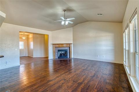1828 White Tail Cir, Altus, OK 73521 photo 8