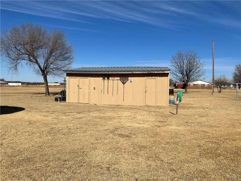 618 S Lloyd St, Eldorado, OK 73537 photo 32