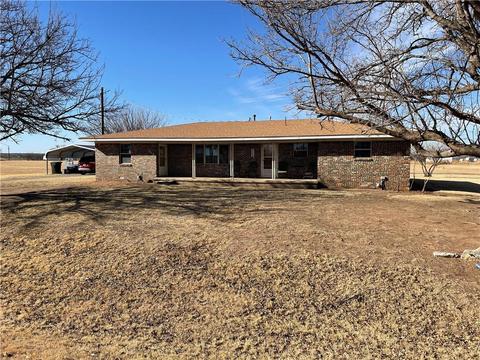 618 S Lloyd St, Eldorado, OK 73537 photo 2