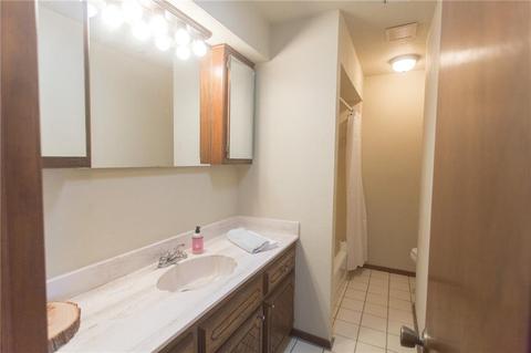304 Christopher Todd Dr, Moore, OK 73160 photo 8