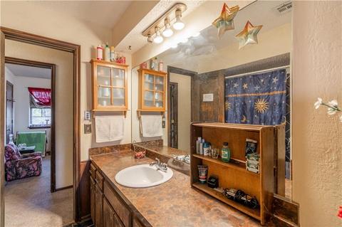 524 Echo Ln, Harrah, OK 73045 photo 16