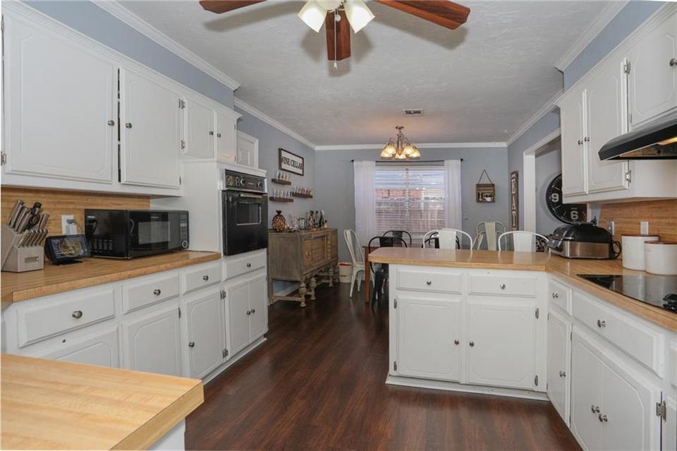  1005 Val Genes Rd, Edmond, OK 73003 photo 8