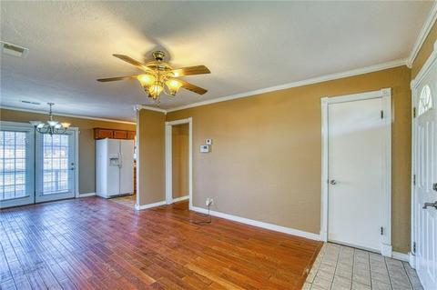 1716 N Crain Dr, Altus, OK 73521 photo 7