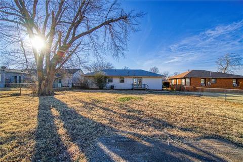 1716 N Crain Dr, Altus, OK 73521 photo 24