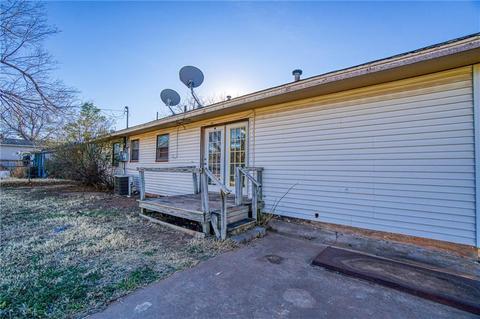 1716 N Crain Dr, Altus, OK 73521 photo 23