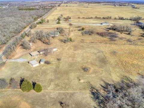 343 N Range Rd, Mcloud, OK 74851 photo 6