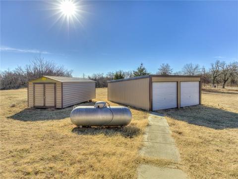 343 N Range Rd, Mcloud, OK 74851 photo 19