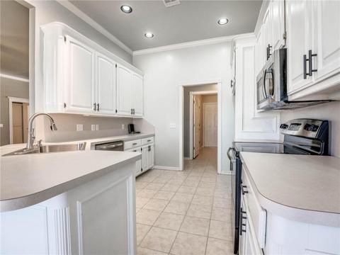 8 Willow Creek Dr, Tuttle, OK 73089 photo 11