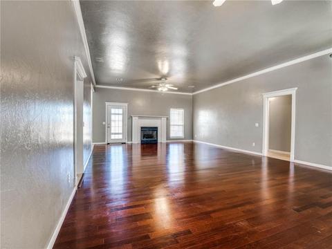 8 Willow Creek Dr, Tuttle, OK 73089 photo 6