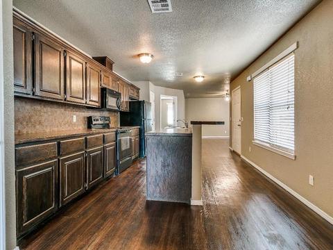 116 E 3rd St, Wanette, OK 74878 photo 6