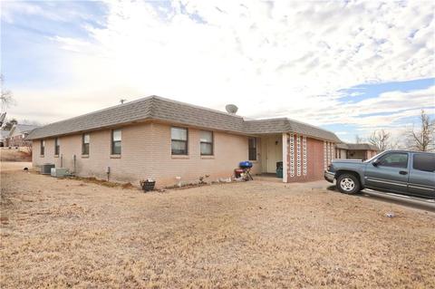 4 S Cimarron Rd, Tuttle, OK 73089 photo 4