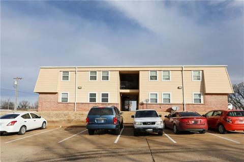 6 E Bond St, Tuttle, OK 73089 photo 1