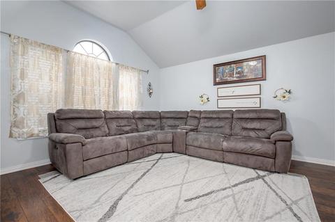 1925 Bluegrass Ct, Moore, OK 73160 photo 7