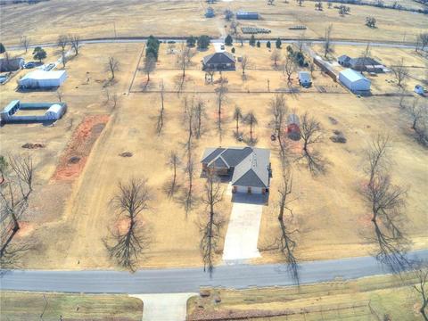 2275 Oaklawn Pl, Tuttle, OK 73089 photo 2