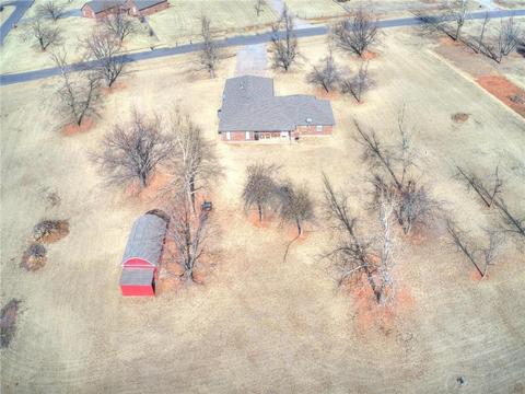 2275 Oaklawn Pl, Tuttle, OK 73089 photo 4