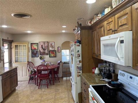 22584 E 1090 Rd, Clinton, OK 73601 photo 14