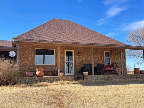 22584 E 1090 Rd, Clinton, OK 73601 photo 1
