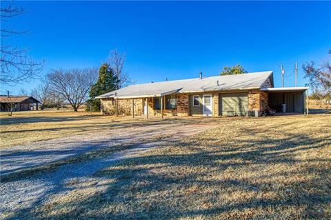 20911 E County Road 1576 Rd, Altus, OK 73521 photo 3