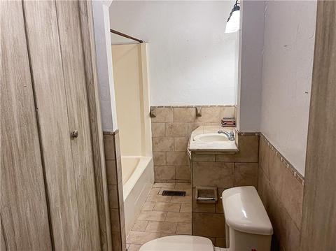 421 N Crain St, Altus, OK 73521 photo 11