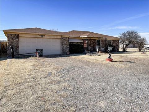 421 N Crain St, Altus, OK 73521 photo 1