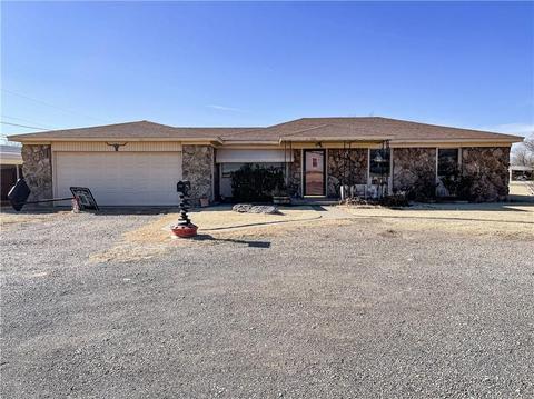 421 N Crain St, Altus, OK 73521 photo 2