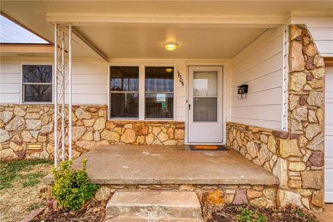 1605 Pluto St, Altus, OK 73521 photo 5