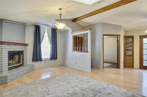 2131 Parkview Dr, Moore, OK 73170 photo 3