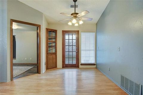 2131 Parkview Dr, Moore, OK 73170 photo 6