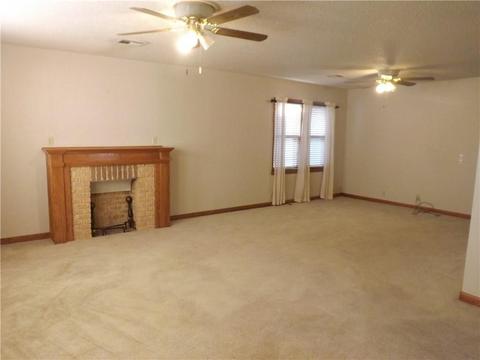622 E Main St, Tipton, OK 73570 photo 13