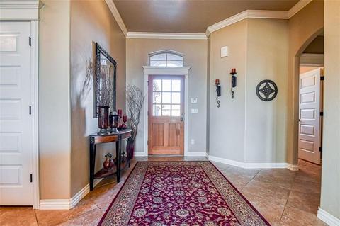 307 Summit Bnd, Norman, OK 73071 photo 2