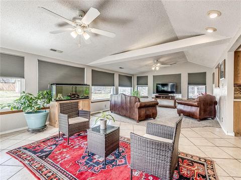 868 Squirrel Ct, Tuttle, OK 73089 photo 12
