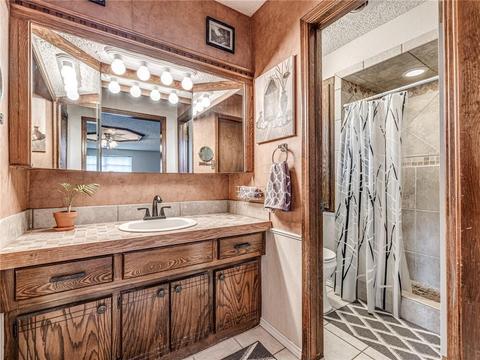 868 Squirrel Ct, Tuttle, OK 73089 photo 18