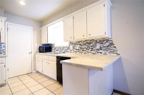 329 Woodside Dr, Norman, OK 73071 photo 9