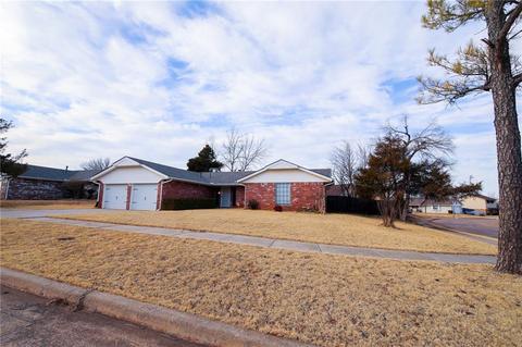 329 Woodside Dr, Norman, OK 73071 photo 2