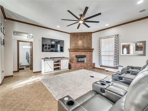 3229 SE 33rd St, Moore, OK 73165 photo 4