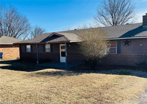 304 W Meek St, Wayne, OK 73095 photo 2