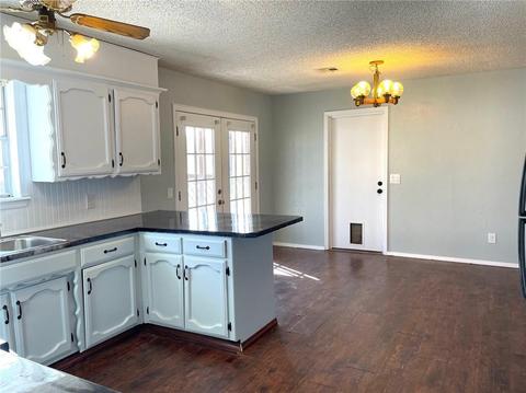 304 W Meek St, Wayne, OK 73095 photo 8