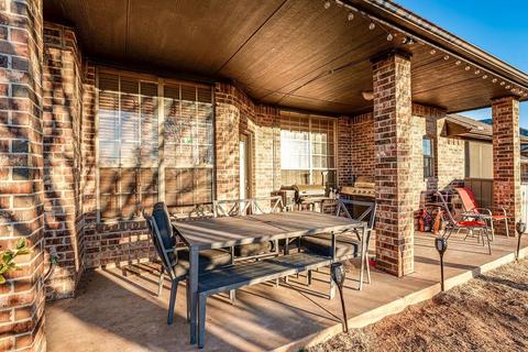 513 Allison Ln, Moore, OK 73160 photo 4