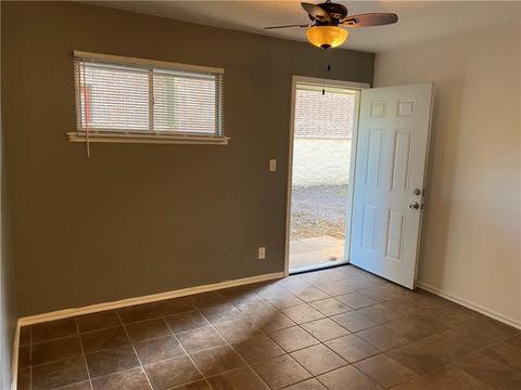 209 W Apache St, Norman, OK 73069 photo 14