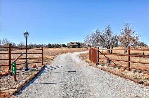 7700 Mcelvany Dr, Tuttle, OK 73089 photo 2