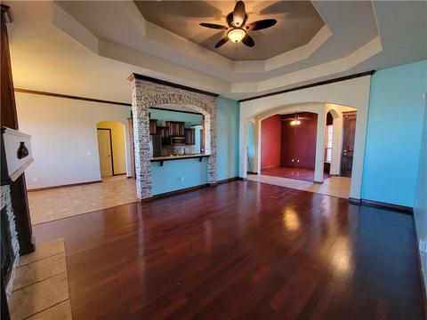 1312 Brice Dr, Moore, OK 73160 photo 4