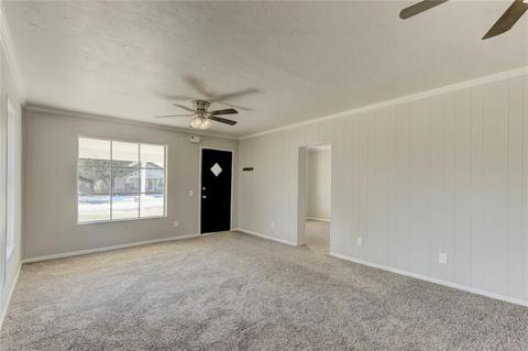 312 E Jefferson, Crescent, OK 73028 photo 3