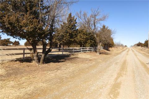 1818 Rosebud Ln, Cushing, OK 74023 photo 21