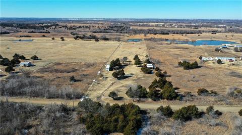 1818 Rosebud Ln, Cushing, OK 74023 photo 3