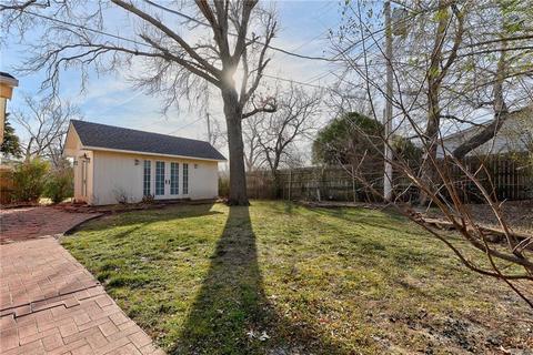 216 E 31st St, Edmond, OK 73013 photo 32