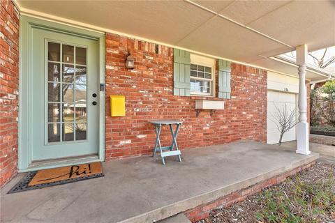 216 E 31st St, Edmond, OK 73013 photo 1