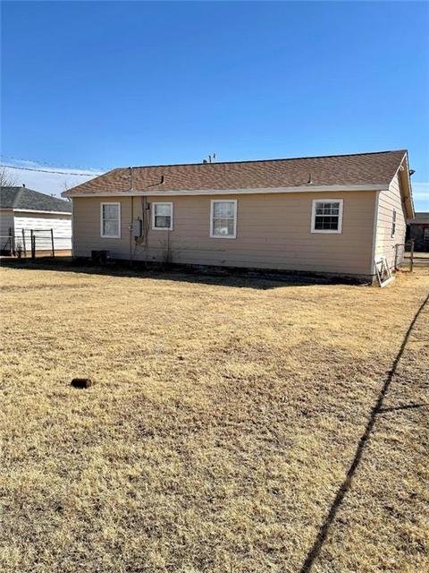 1117 E Chestnut St, Altus, OK 73521 photo 26