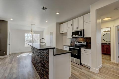 202 W Pine St, Tuttle, OK 73089 photo 10