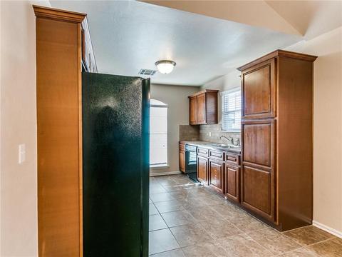 3604 Green Apple Pl, Moore, OK 73160 photo 6