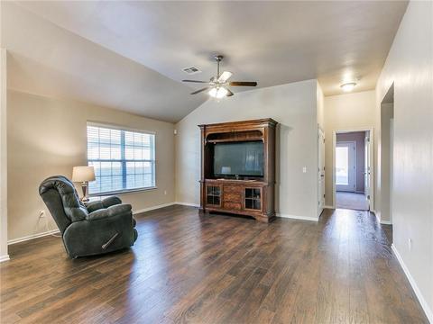 3604 Green Apple Pl, Moore, OK 73160 photo 10